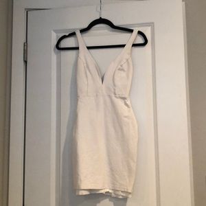 Lulus white plunging dress size XS